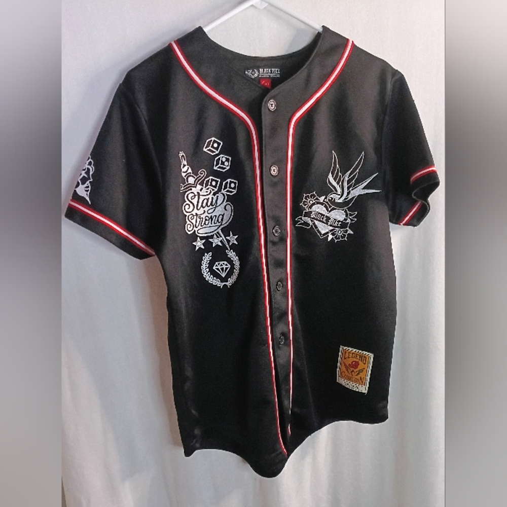 Black Pike Jersey - Men Medium Black Stay Strong Legend  Collection Short Sleeve